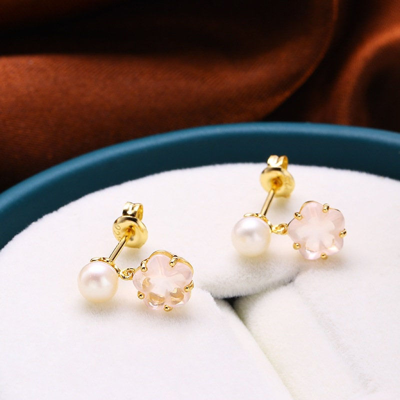Thumbnail: 925 Silver Gold Vermeil Natural Rose Quartz Sakura Pearl Earrings | TB1459