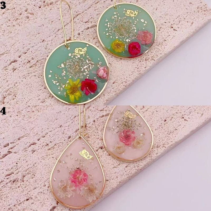Thumbnail: Dried Flower Resin Dangle Earrings, Real Flower Earrings | ER019