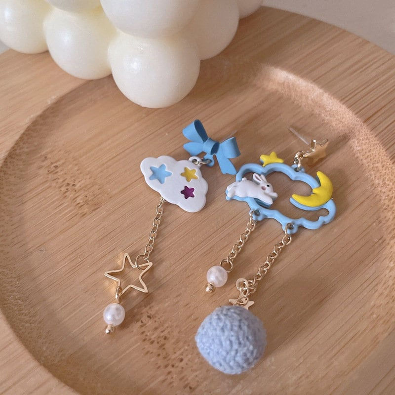 縮圖：Mismatched Cloud Earrings, Rain Drop Earrings, Tiny Stud Earrings | HE3748