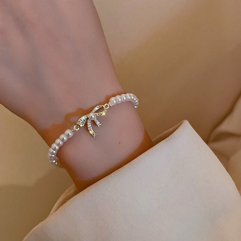 Thumbnail: Baroque Pearl Bracelet, Bow Bracelet, Bowtie Adjustable Bracelet | HB607