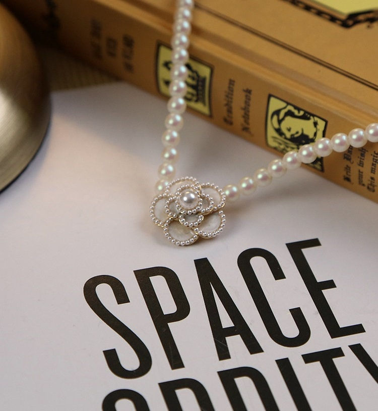 Thumbnail: Elegant Pearl Beaded Camellia Necklace, Pearl Choker Necklace | HN2357