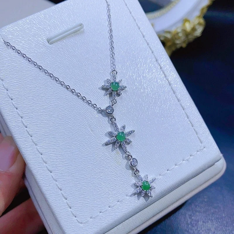 Emerald Starburst Y Necklace