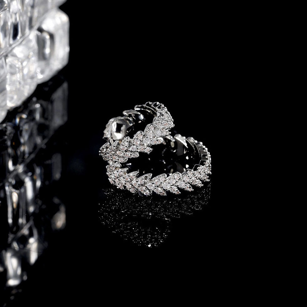 Thumbnail: Shiny Maple Leaf Ear Cuff, Maple Cuff, Unique Jewelry, Gift for Her | R1194