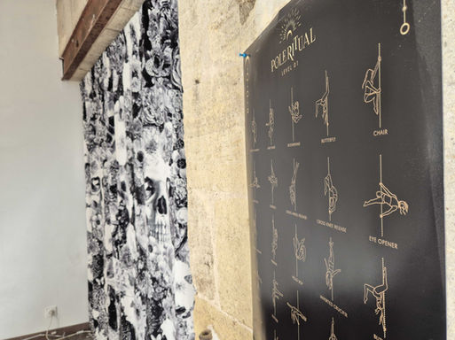 Photographie salle de danse Studio LollyPole Dance