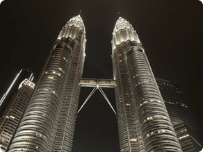 RTW Trip Day #31: Kuala Lumpur Highlights; Central Market, Jalan Alor & Petronas Towers