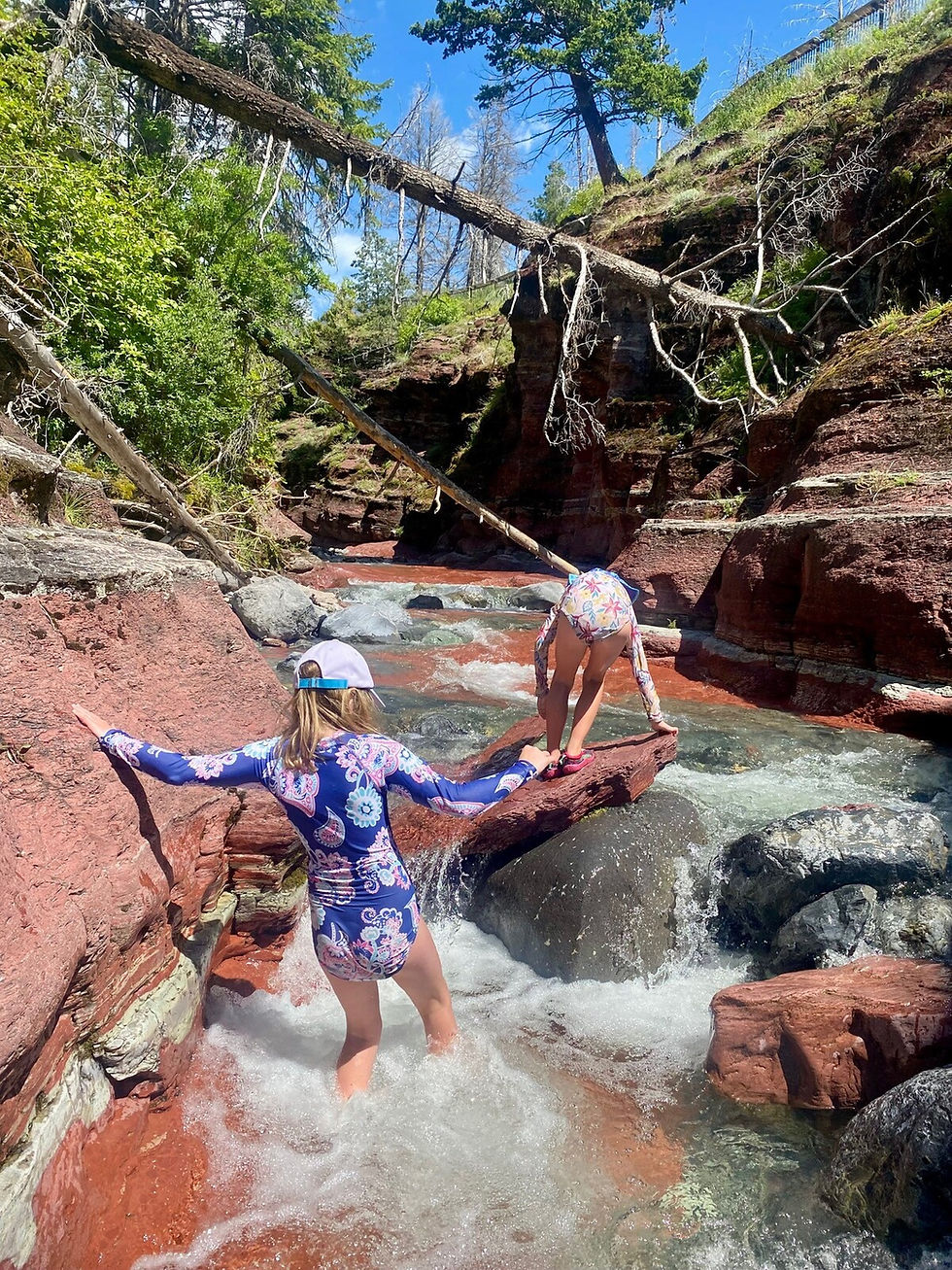 Girls hiking up the canyon
