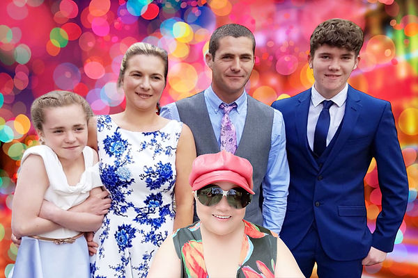 Scott Family & Wendy 01.jpg