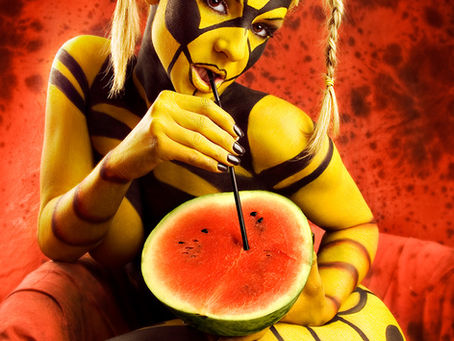 The story of a woman who turned into a wasp (backstage blog)