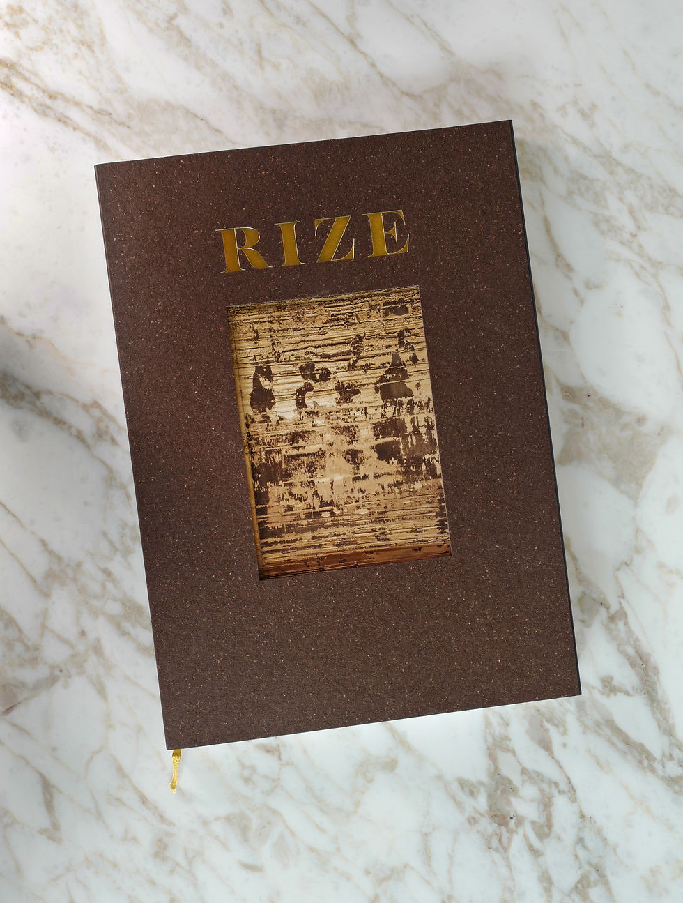 Thumbnail: RIZE Bookazine Edition 18
