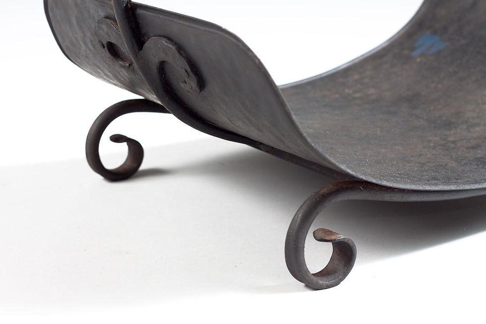 Thumbnail: Taidetakomo Hakkarainen, 1930's wrought iron wood carrier