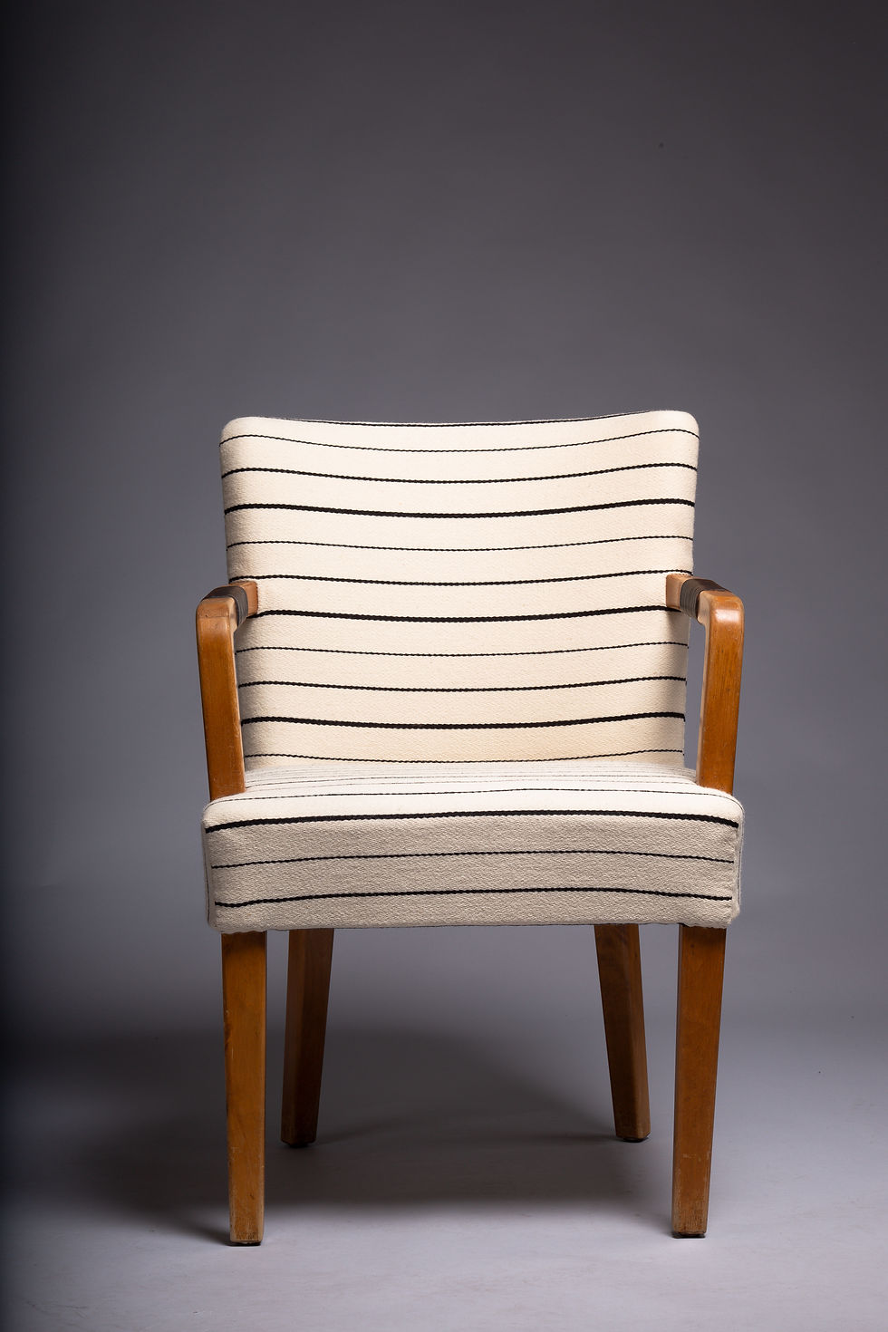 Thumbnail: Aino Aalto, 1930's Savoy club chair, Finland