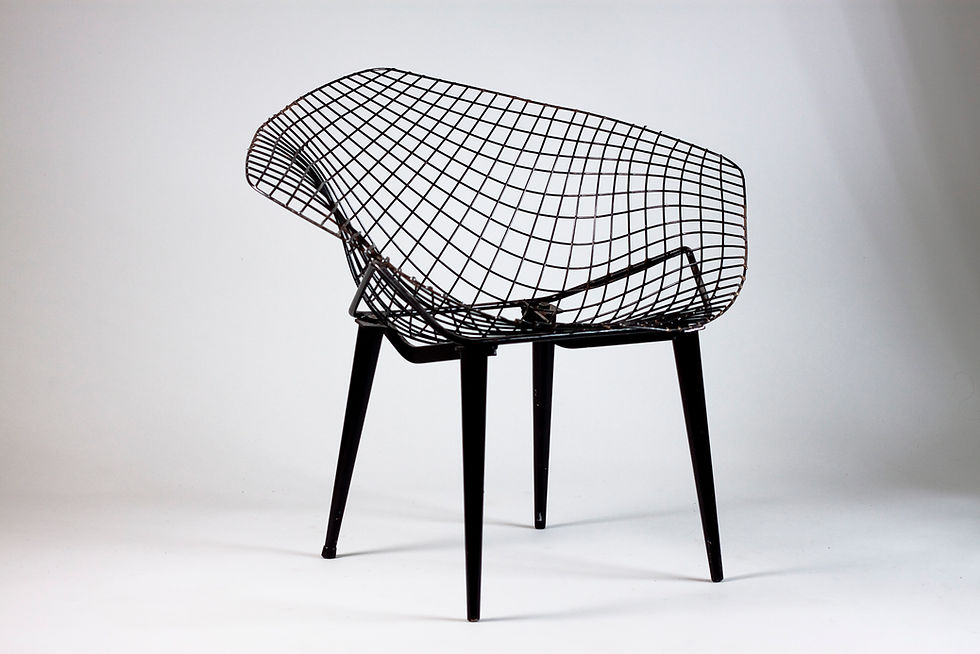 Thumbnail: Rare Model of Diamond Chair by Harry Bertoia