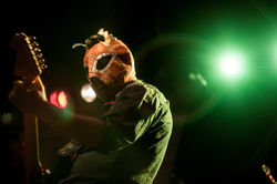 Didi Wray y Los Kanibales Surf Combo
