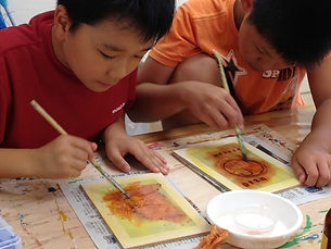 子供たちの制作風景
