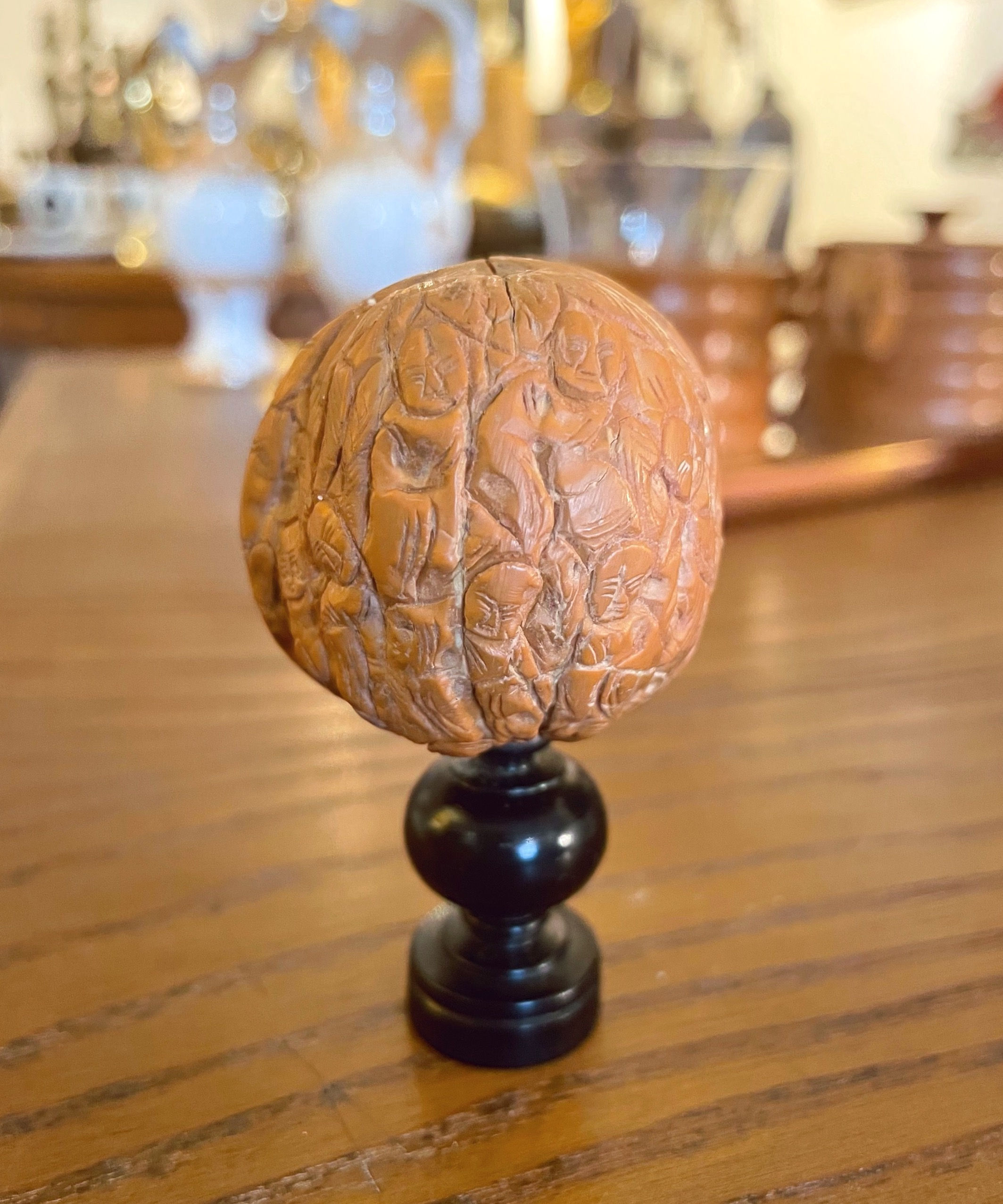 Noix sculptée chinoise du XXème - 2