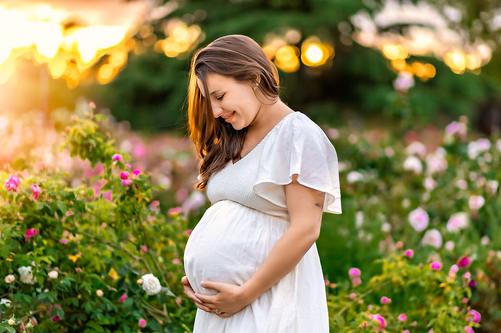 Eugene maternity photographer, Springfield maternity photography, Oregon pregnancy photographer, pregnancy glow photos, maternity session tips Eugene OR, lifestyle maternity photography, maternity portraits Springfield OR, maternity photo session Oregon, pregnancy photo ideas Eugene OR, radiant maternity photography