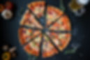Vegetarische Pizza, geschnitten