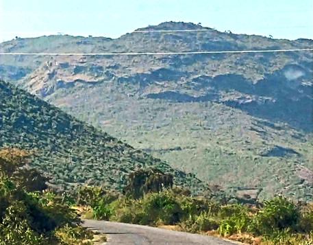 Mountains surrounding Lakeview church_ed