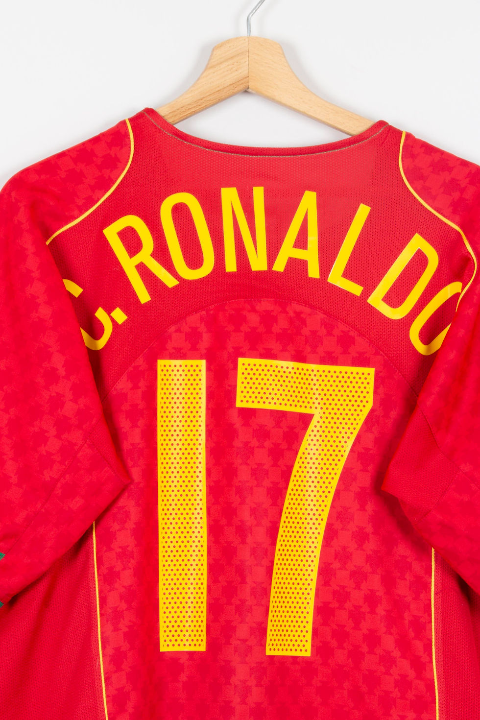 Miniature : Maillot Nike Football Portugal Home Vintage RONALDO 2004/06  - M