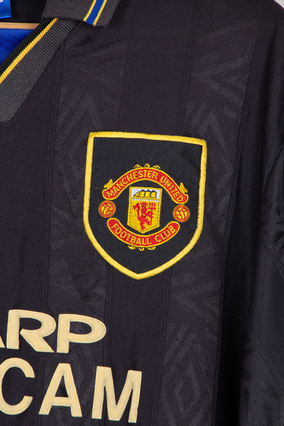 Miniature : Maillot Umbro Football Manchester United Away Vintage CANTONA 1994/95 - S, XL