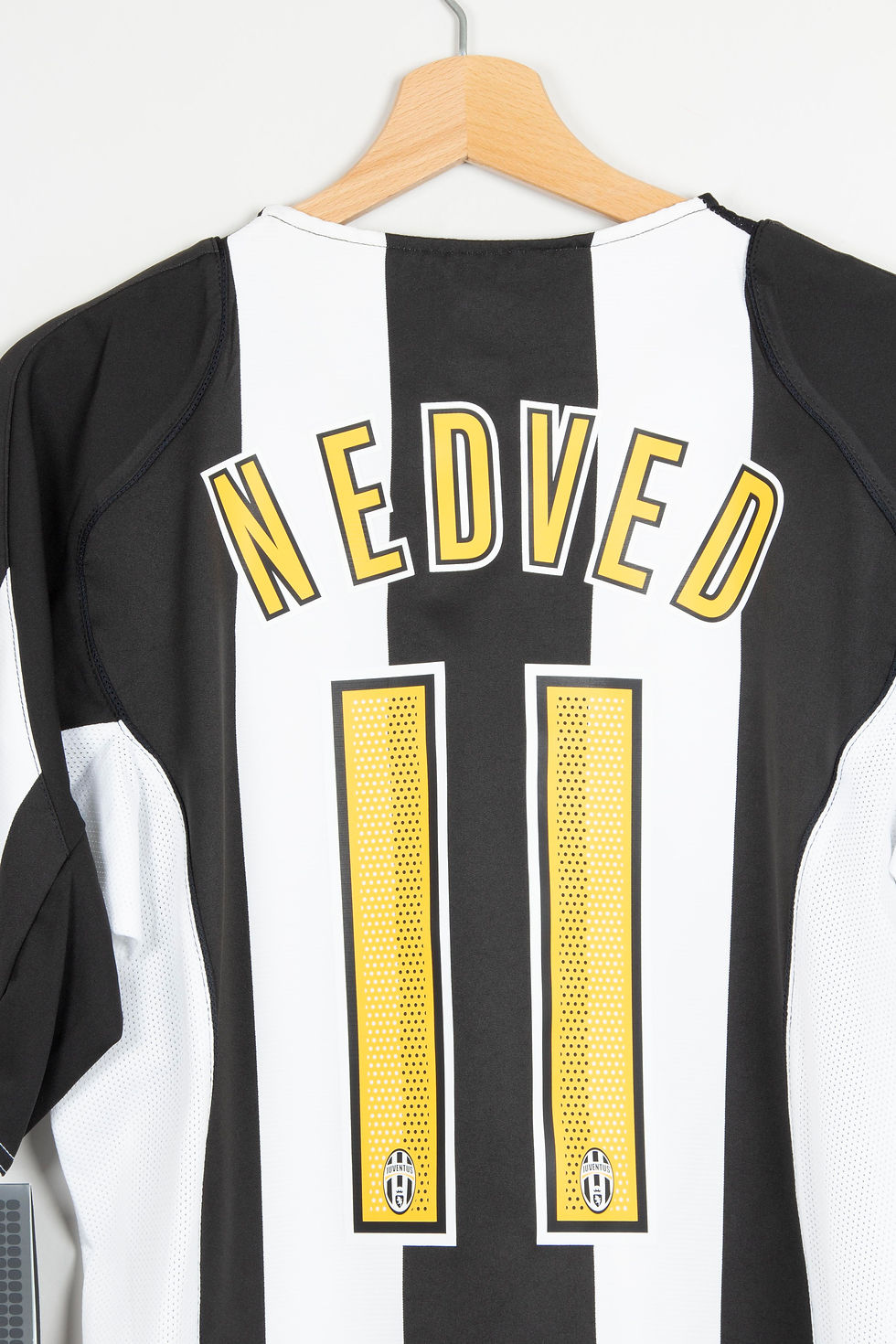Miniature : Maillot Nike Football Juventus Home Vintage NEDVED 2004/05 - M