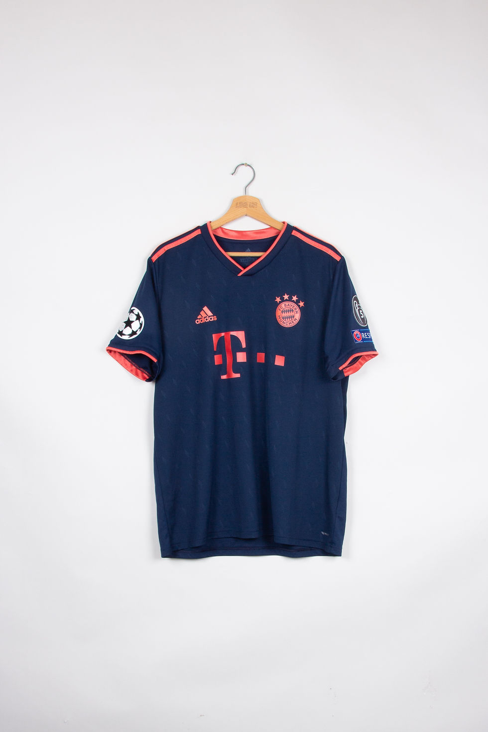 Miniature : Maillot Adidas Football FC Bayern Munich Third Rétro COUTINHO 2019/20 - XL