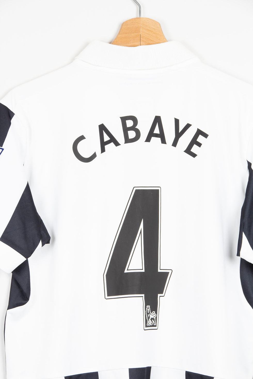 Miniature : Maillot Puma Football Newcastle United Home Rétro CABAYE 2012/13 - M