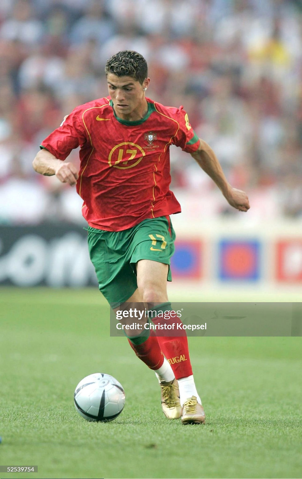 Thumbnail: Maillot Nike Football Portugal Home Vintage RONALDO 2004/05 - L