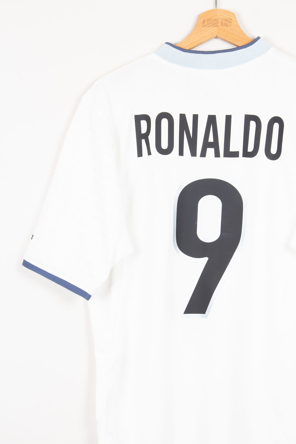 Miniature : Maillot Nike Football Inter Milan Away Vintage RONALDO 2000/01 - M
