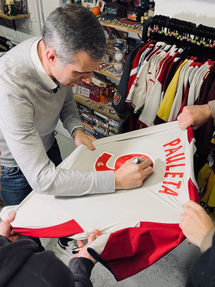 Interview PAULETA chez LineUp Vintage Football Store