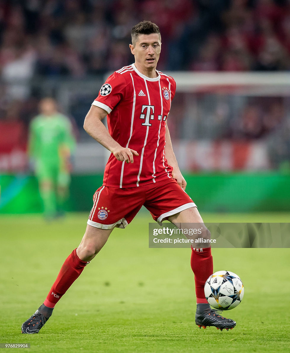 Miniature : Maillot Adidas Football FC Bayern Munich Home Rétro LEWANDOWSKI 2017/18 - M
