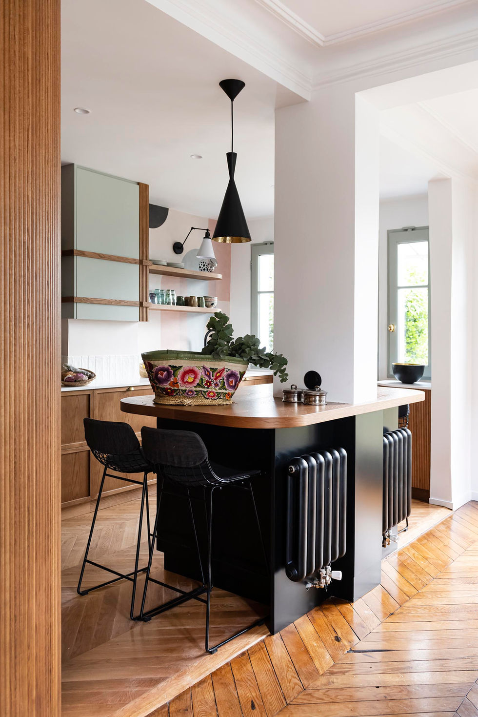 Projet d’architecture d’intérieur : cuisine épurée à Montmartre