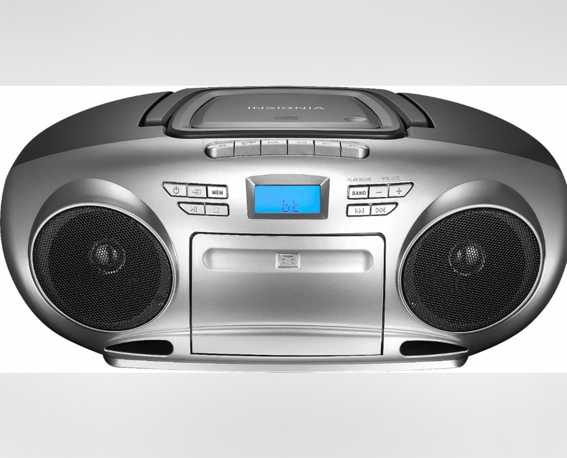 AM/FM CD Casette and Bluetooth Boombox