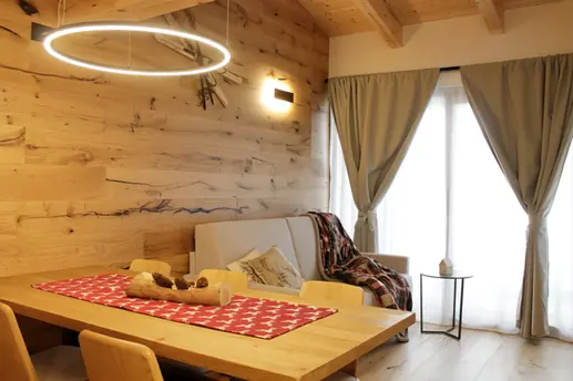 Alpine Loft a Cavalese - Ville di Fiemme con Nuovo e Piscina baby club sauna
