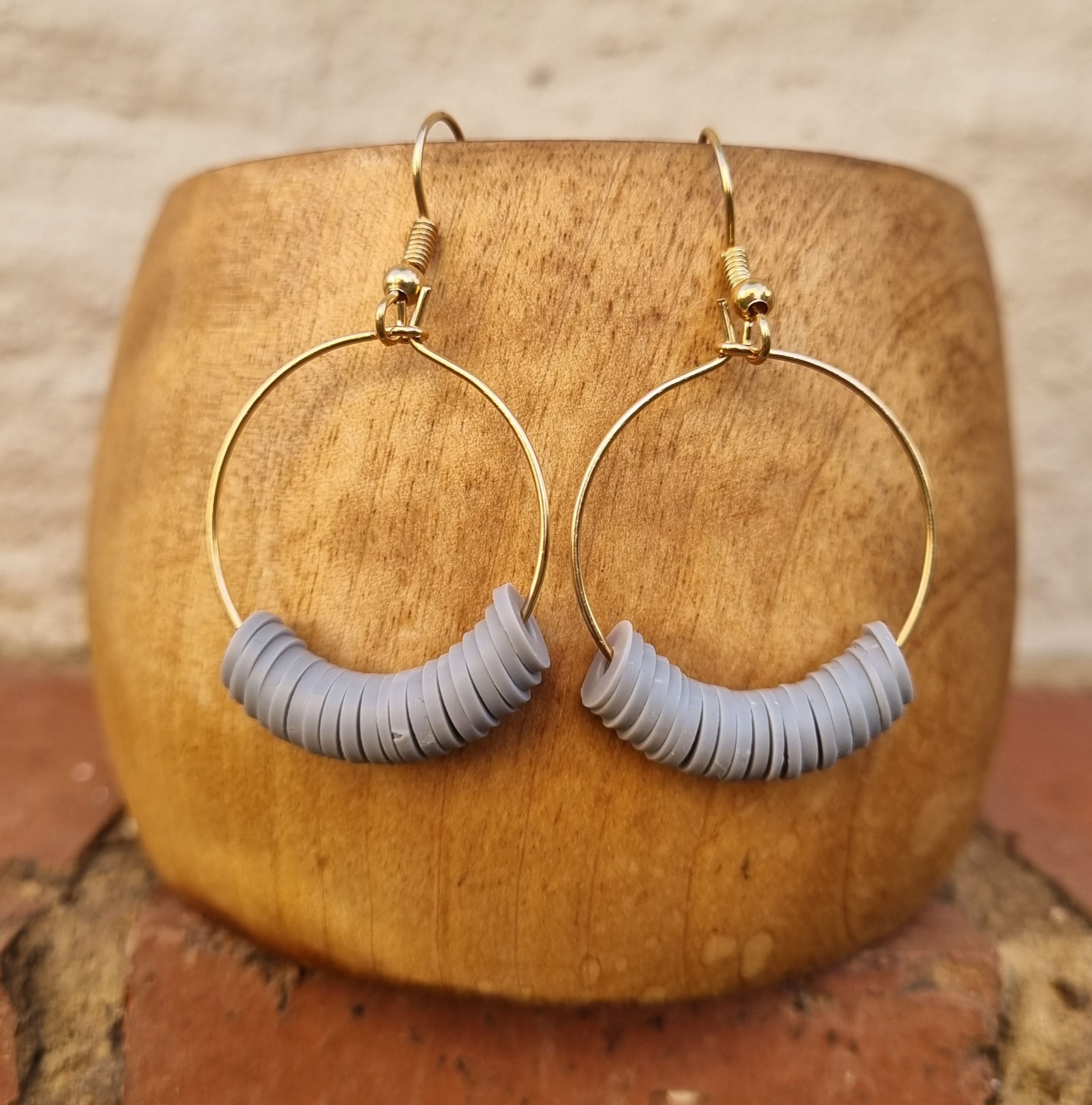 E61 - Hoop Earrings