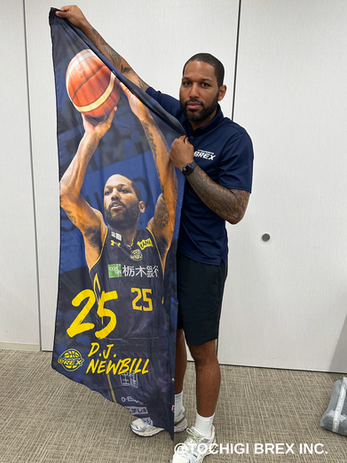 #25 D.J・ニュービル選手
