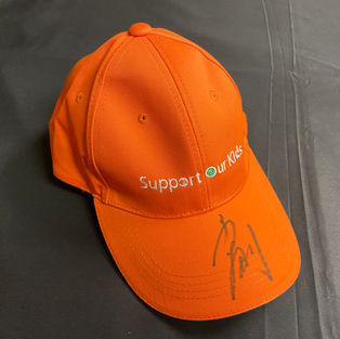 与田 剛さん
直筆サイン入り
Support Our Kidsキャップ