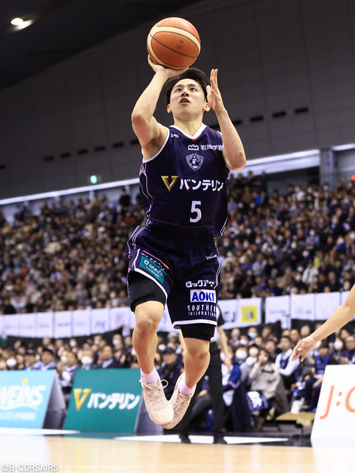 #5 河村 勇輝選手 2024年3月6日 VS三遠戦ヒーローパネル