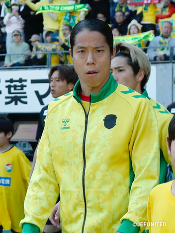 #15 前 貴之 選手 直筆サイン入り ジェフユナイテッド市原・千葉 ミモザジャケット