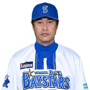 #90 大村 巌コーチ 直筆サイン入り交流戦ホームユニフォーム(着用・直筆サイン入り)