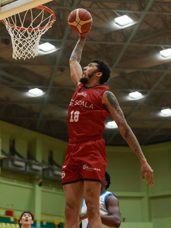 #18 マキシー・エショー選手