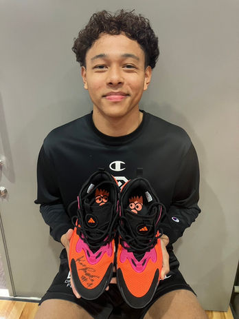 #4 ロバーツ ケイン選手愛用バスケットボールシューズ(直筆サイン入り)