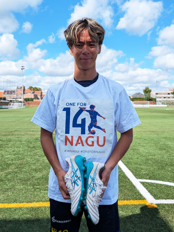 #13 伊藤 涼太郎選手 直筆サイン入り使用スパイク