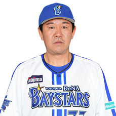 #77
鈴木 尚典
コーチ