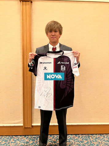 #17 新里 涼選手 20周年記念ユニフォーム