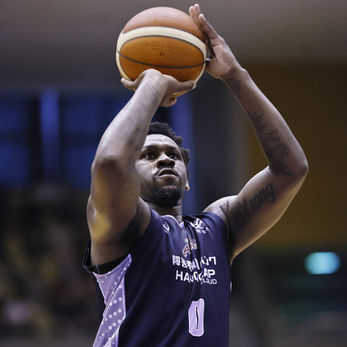 #0 LJ・ピーク選手