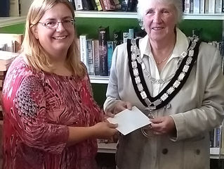 Llangunnor Council supports the shop