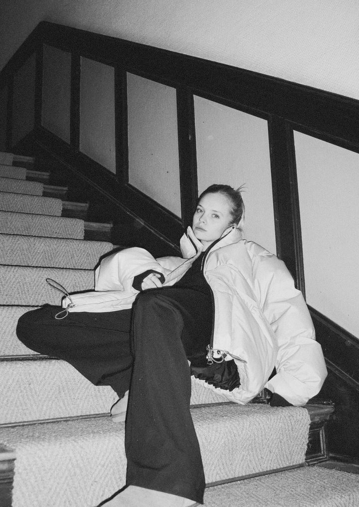 Paula Hartmann  presse regelt Musik Online Print Podcast  TV PR Promotion Stefanie Borresch Jessy Clayton
credit: Jakob Furis