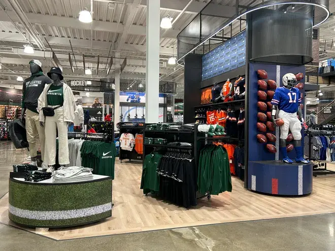 DICK'S SPORTING GOODS - House of Sport Concept