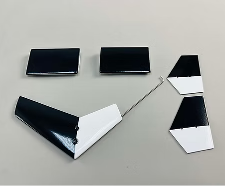 Airwolf tail fins für 470er Heli